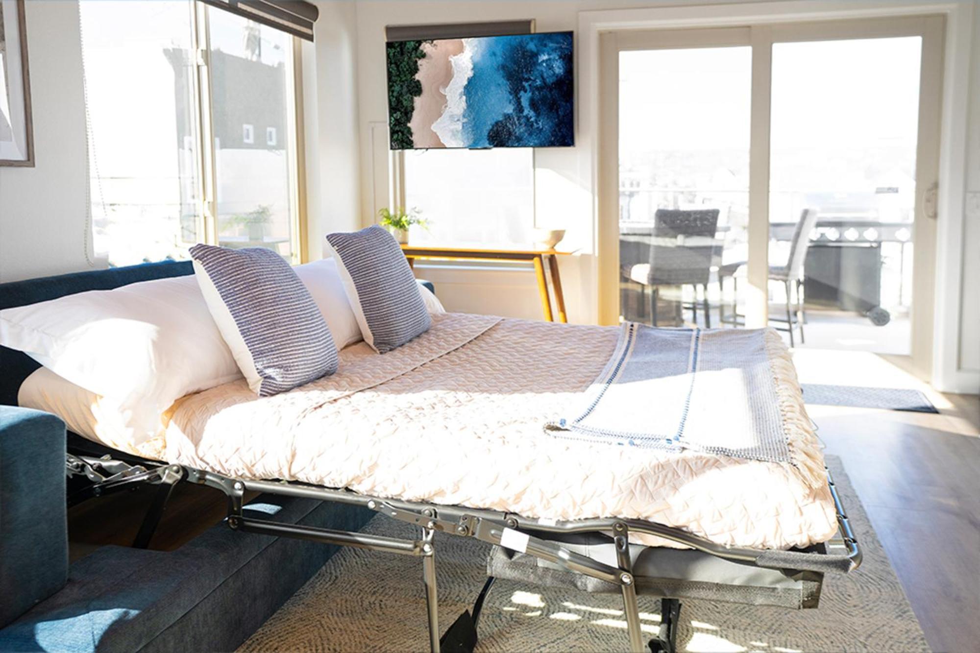 Coastal Escape Ping Pong Bikes And Steps To Holiday home San Diego