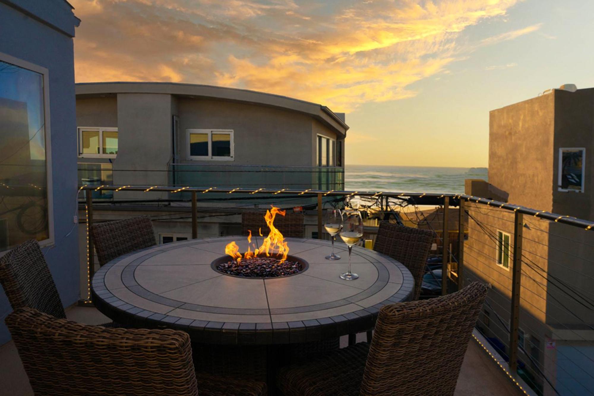Coastal Escape Ping Pong Bikes And Steps To *
